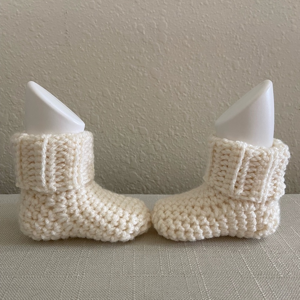 Newborn Ivory Baby Booties